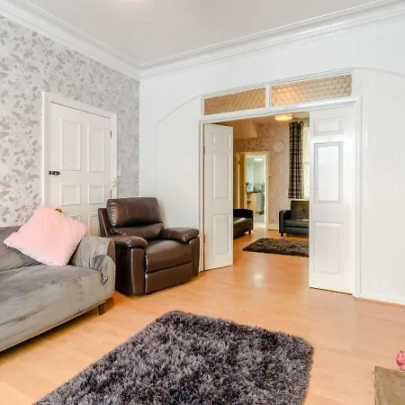 Hallam House * Filey